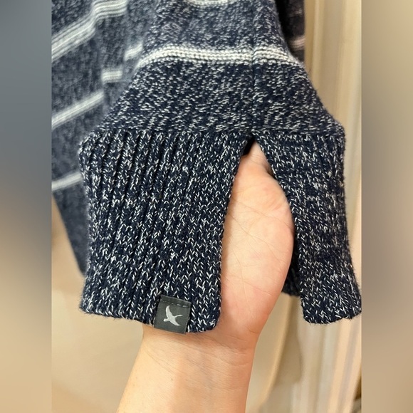 ⚫️ BOGO Eddie Bauer women’s hooded long sleeve comfortable top size medium - Picture 3 of 8